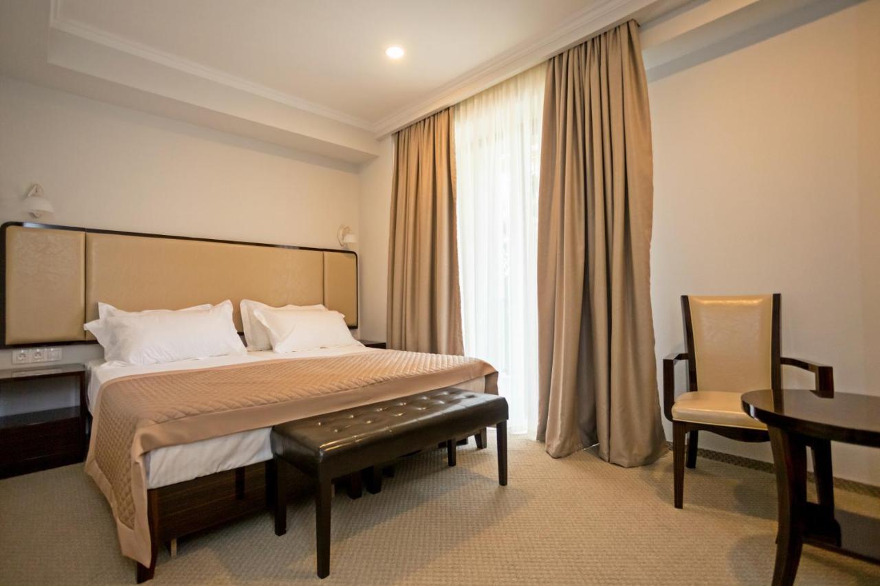 Hotel Genio Tbilisi Kamer foto