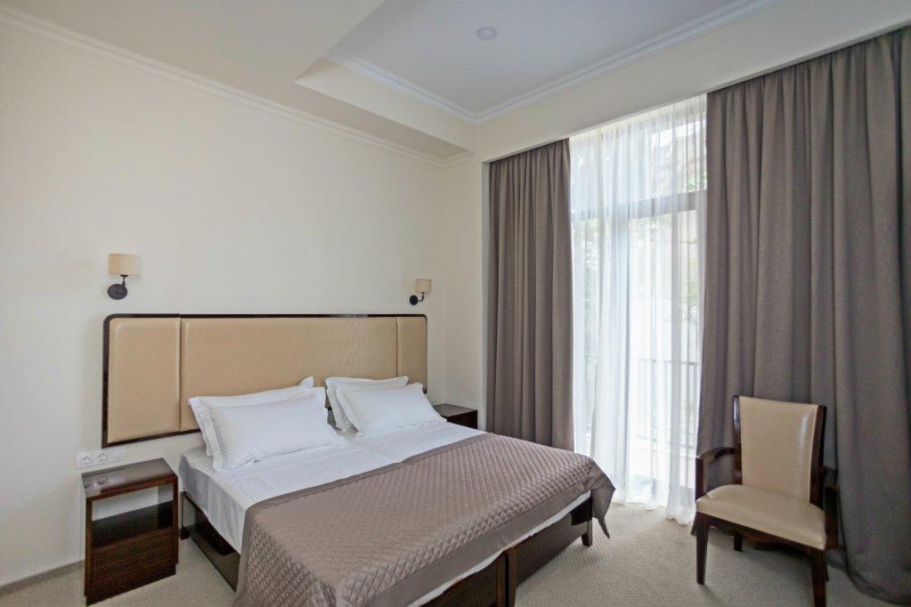 Hotel Genio Tbilisi Buitenkant foto