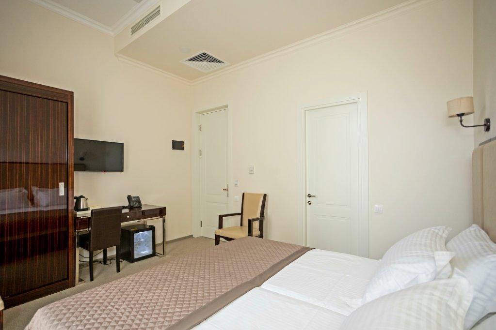Hotel Genio Tbilisi Buitenkant foto
